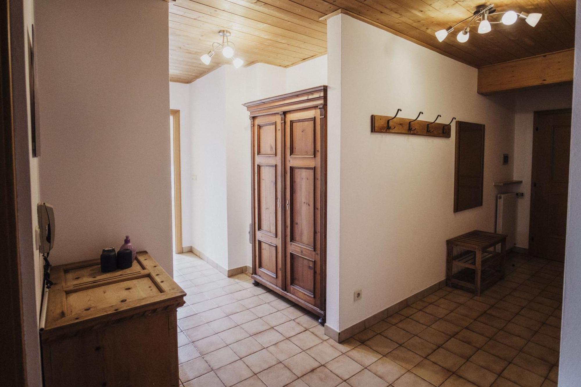 Toellhof Studio Stube Брессаноне Экстерьер фото